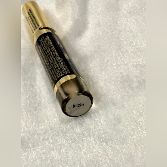 Senegence Icicle Lipsense - Picture 3 of 5
